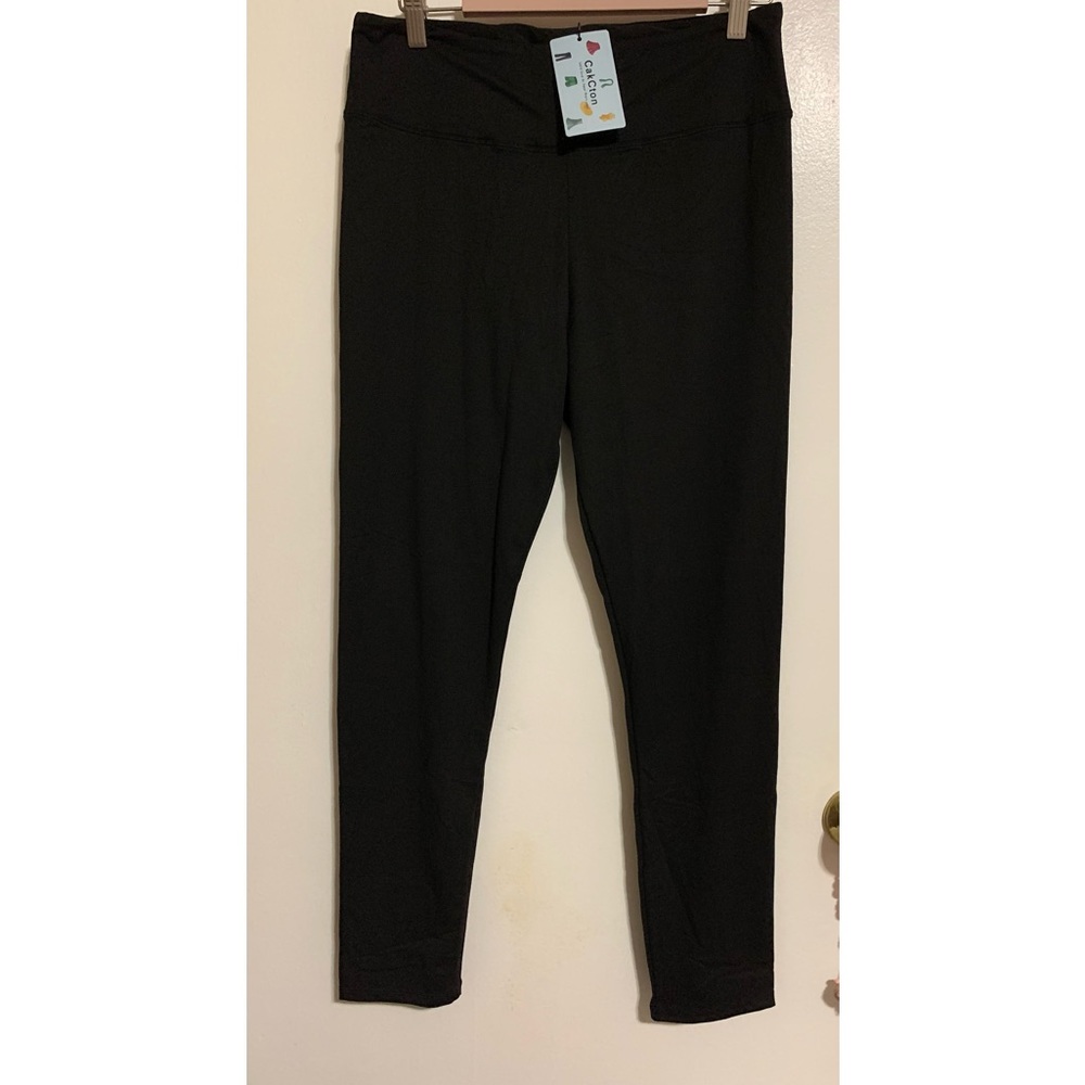 CakCton black leggings. NWT